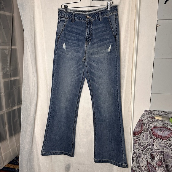 Kancan Distressed High Waist Flare Leg Bell Bottom Denim Stretchy Jeans - Picture 4 of 14